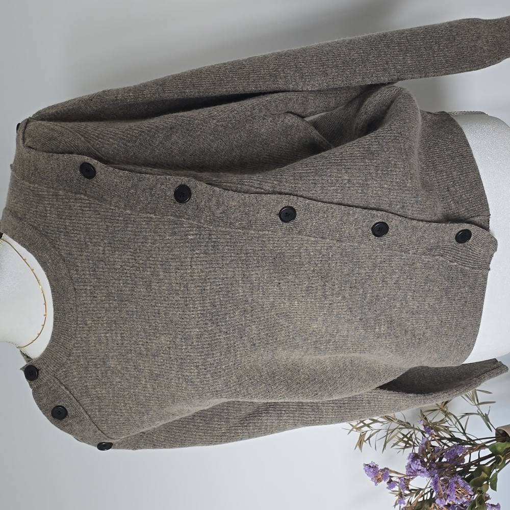 Diagonal Wool Sweater - Picture 4 of 11